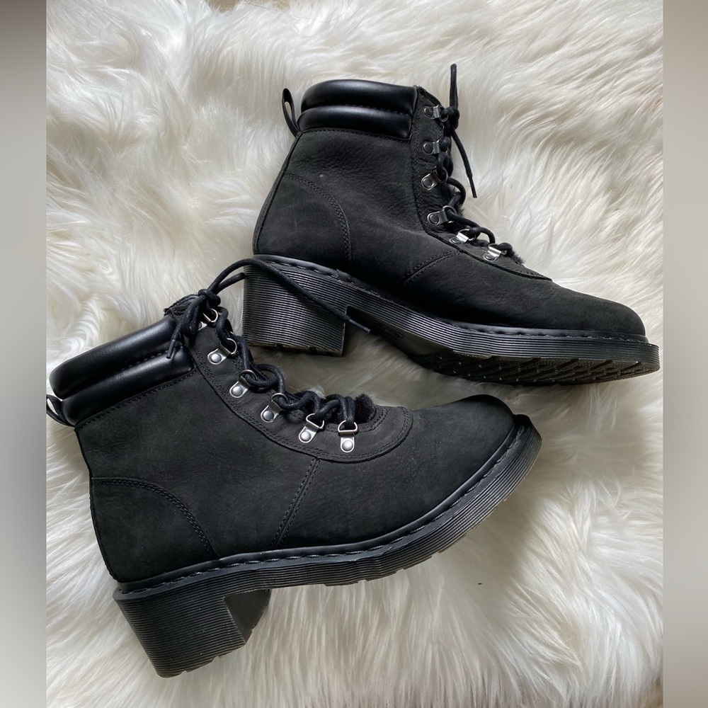 Dr martens Sylvia boots size 11 women’s black color